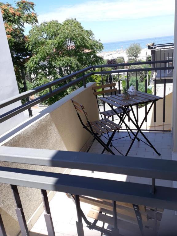 La Casa Al Mare Apartamento Rimini Exterior foto